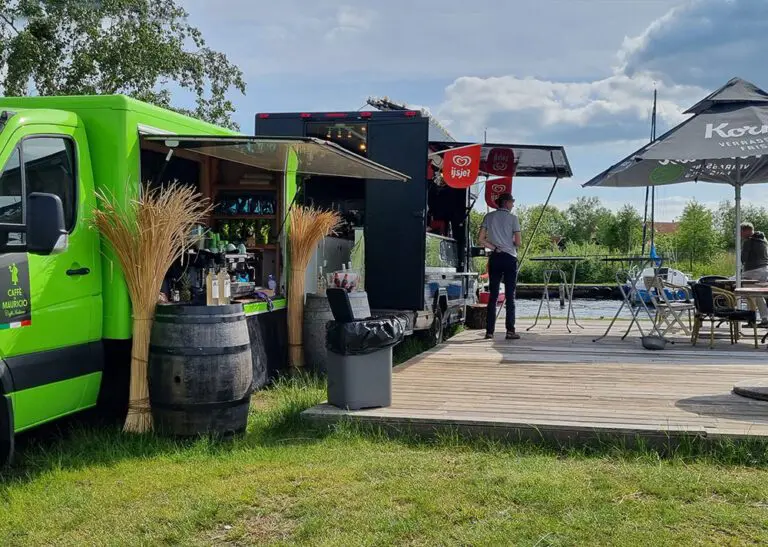 veenhoop-koffie-terras